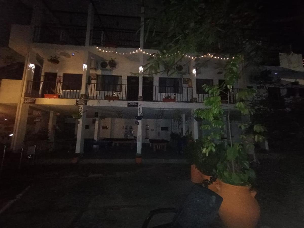 Hotel Villa Maritza Melgar Eksteriør billede